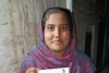 Les cartes de solidarité sont arrivées. C’est avec un cœur plein de reconnaissance que Rabia Anwar nous montre une lettre qu’elle a reçue. (csi)